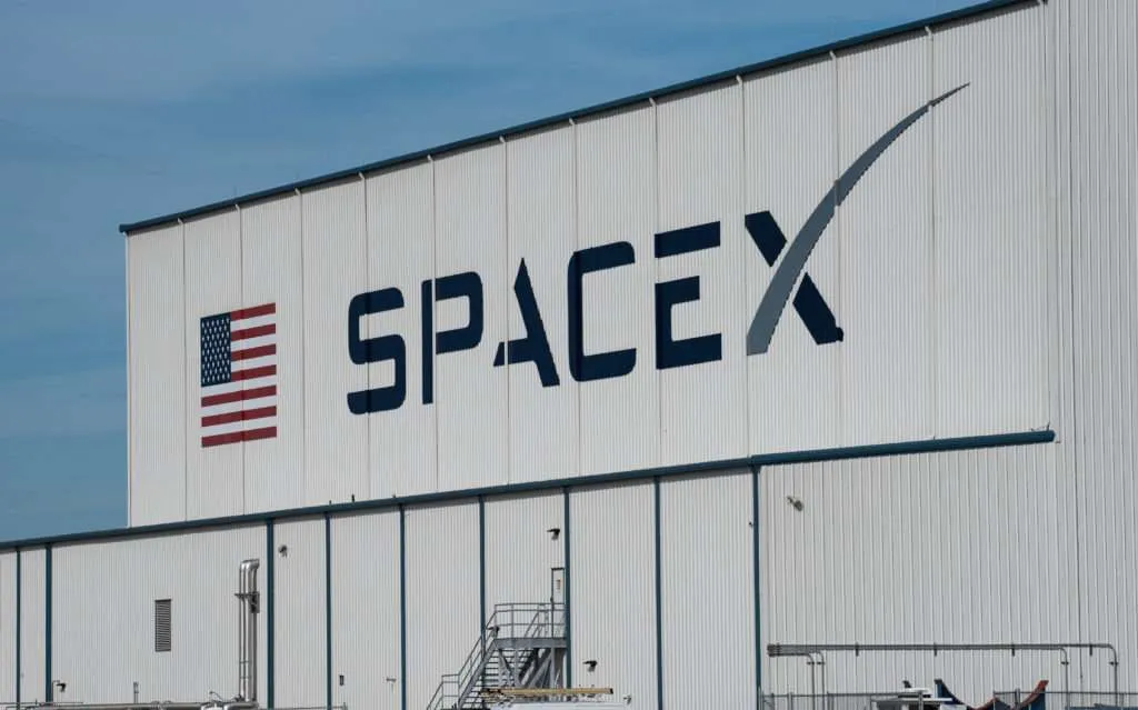 Direct-to-Cell Technology of SpaceX: A New Era in Telecommunications